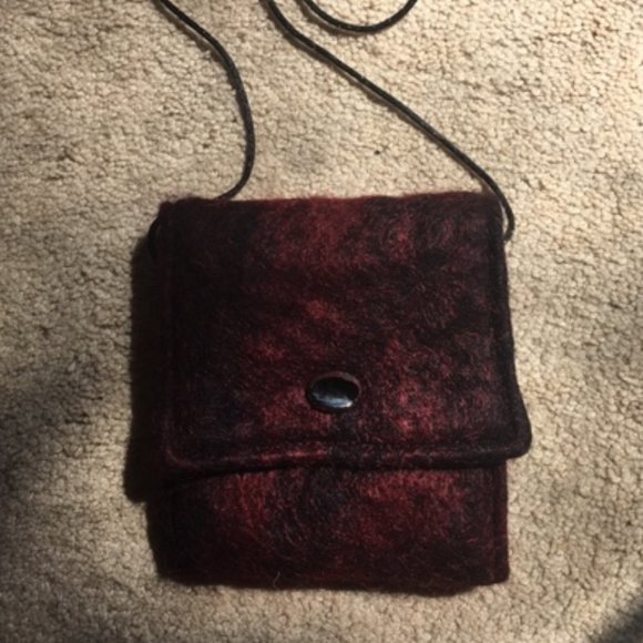 Handmade Hand Dyed Felted Crossbody/Purse Bag From Martha's Vineyard LIKE NEW - Picture 8 of 8